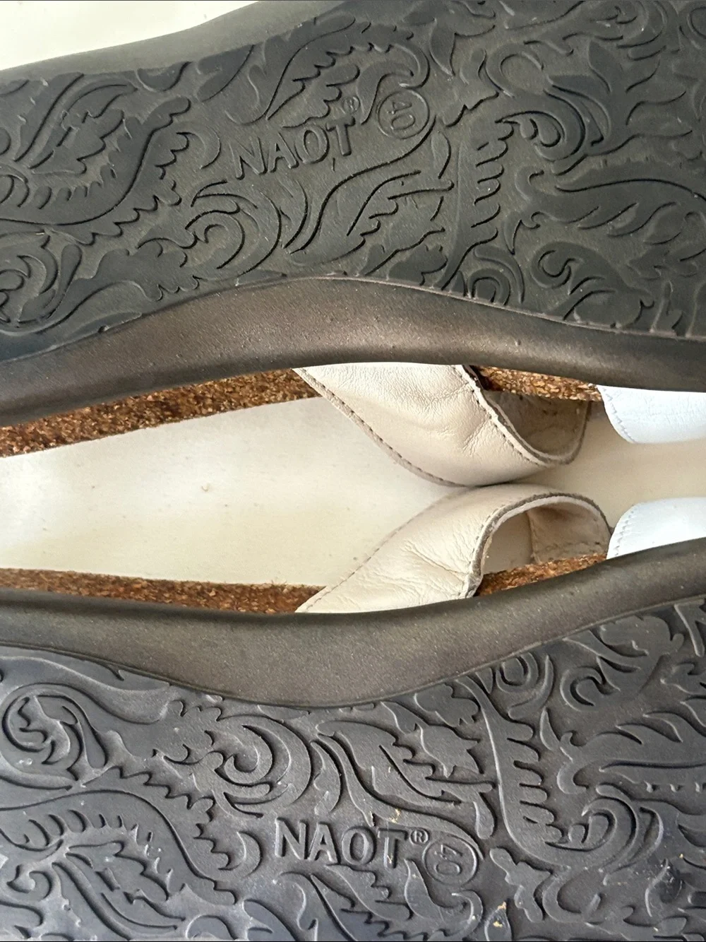 Naot women’s liv